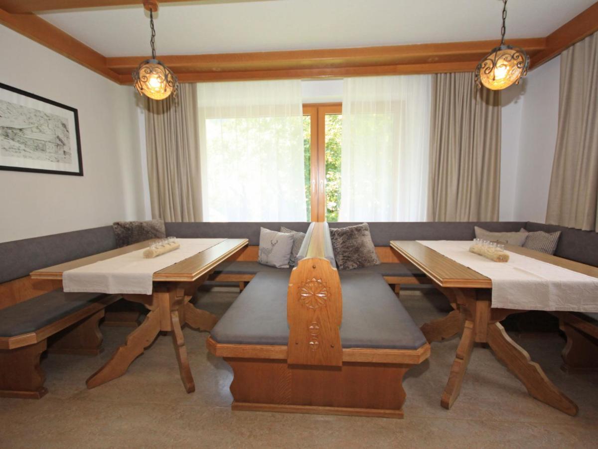 Holiday Home Chalet Alpin By Interhome Капрун Экстерьер фото